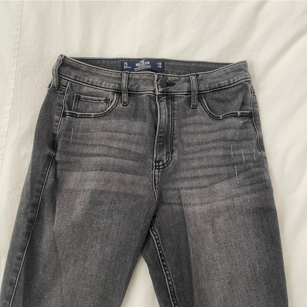 Hollister High-Rise Super Skinny Jeans in Gray, Classic Stretch Collection